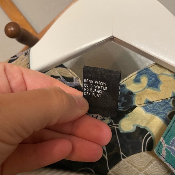 Citron Santa Monica cotton silk blend dragons print button down blouse - Picture 4 of 6